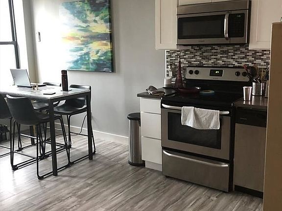 3rd image of 352 E 134th St APT 4A