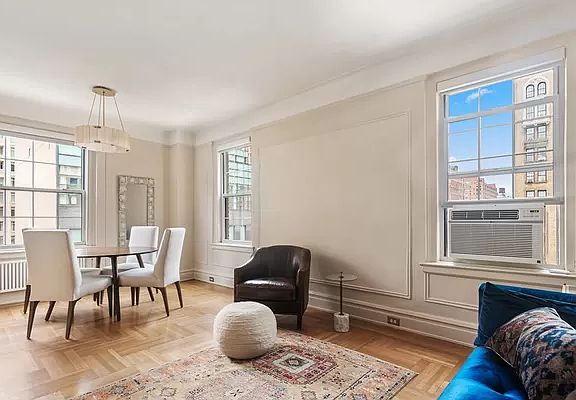 2nd image of 161 W 75th St APT 9C