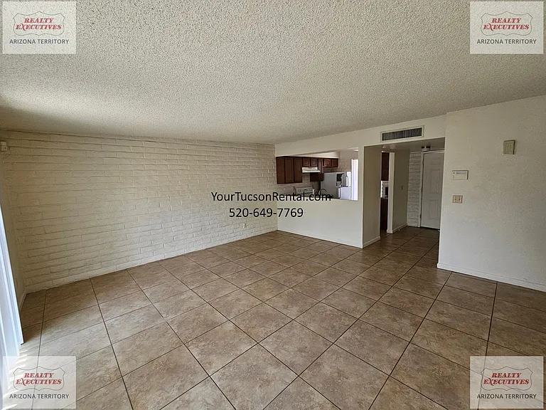 2743 W Sheryl Dr — Photo 10