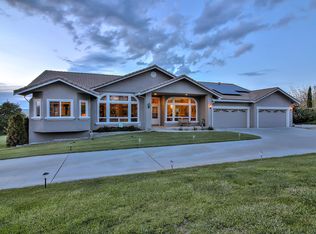 130 Cecelia Ct, Hollister, CA