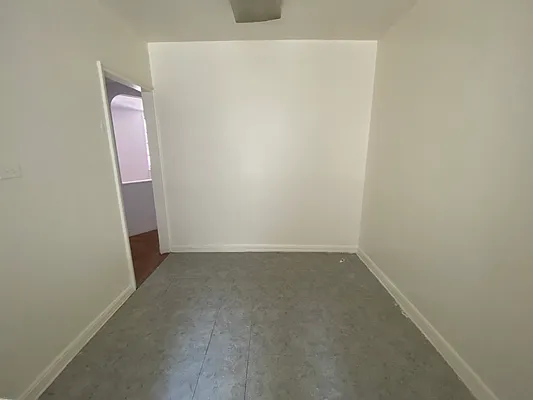 Rented by Contact Realty | media 7