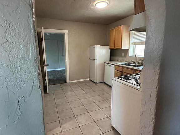 5th image of 3304 Wyoming Ave #A