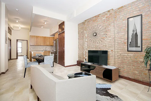 Rented by Paramount And Bond Real Estate | media 1