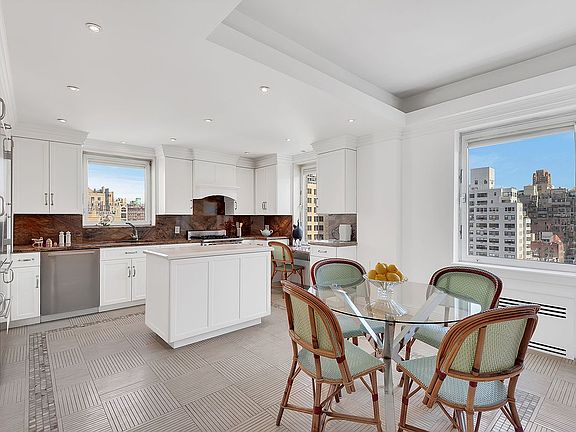 3rd image of 936 5th Ave #14B