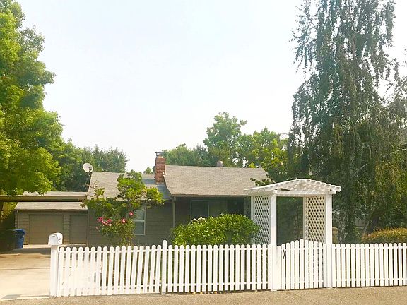 2nd image of 16611 Topping Way