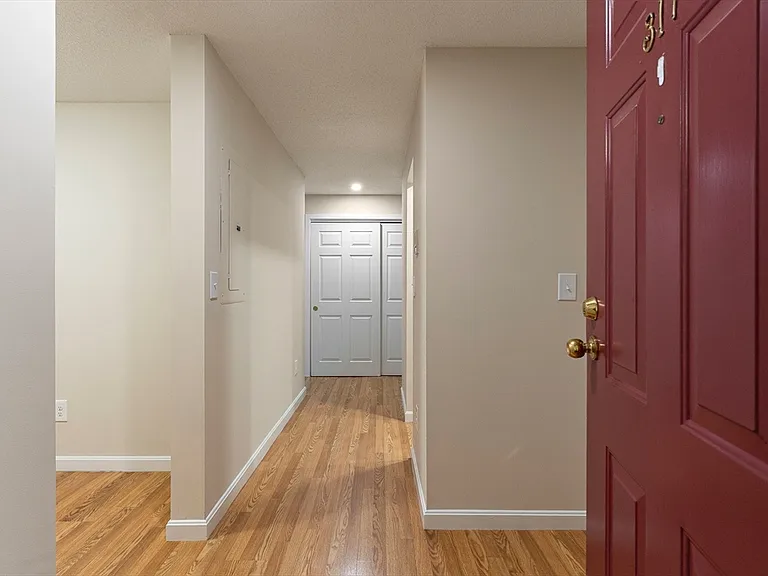 45 Loomis St #317 — Photo 5