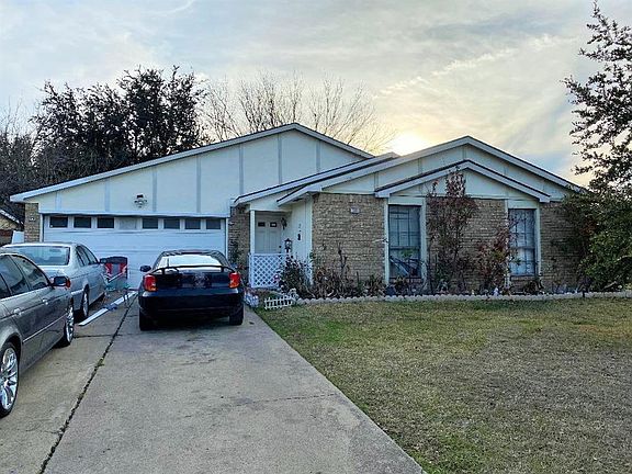 4th image of 513 Damon Dr