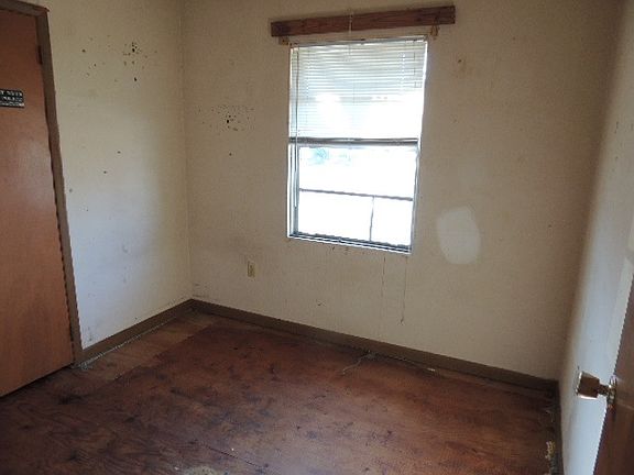 3rd image of 4003 Shalann Dr