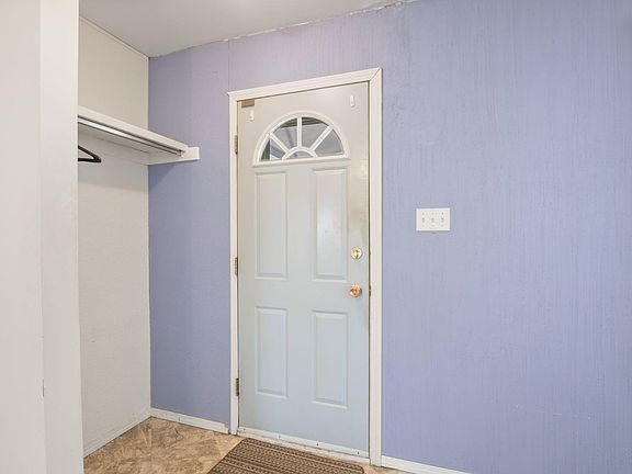 2nd image of 4807 45th St