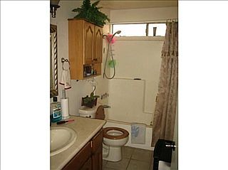 5th image of 2580 46th St