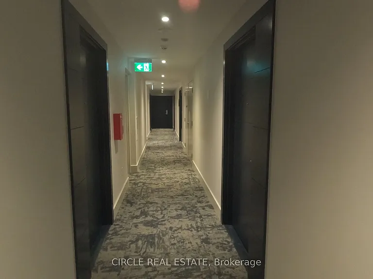 75 James St S #2414 — Photo 13