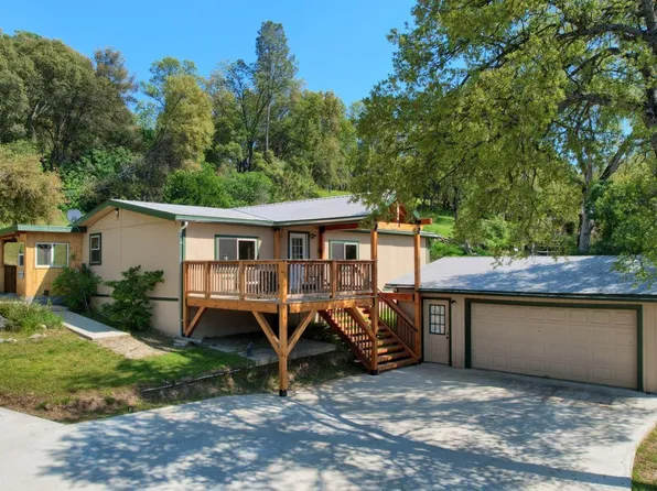50626 Critter Creek Ln, Oakhurst, CA 93644
