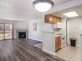 10323 E Peakview Ave APT J104, Englewood, CO 80111