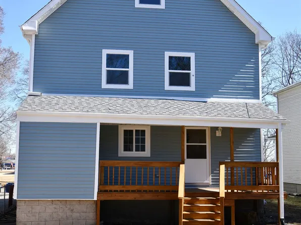 2808 Elisha Ave, Zion, IL 60099