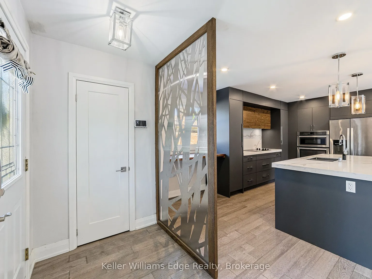 3 bed, $3,000 — Photo 4