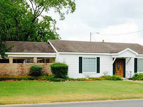312 2nd St, Dequincy, LA 70633