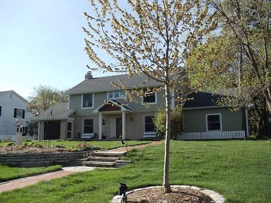 1st image of 4917 N Grandview Dr