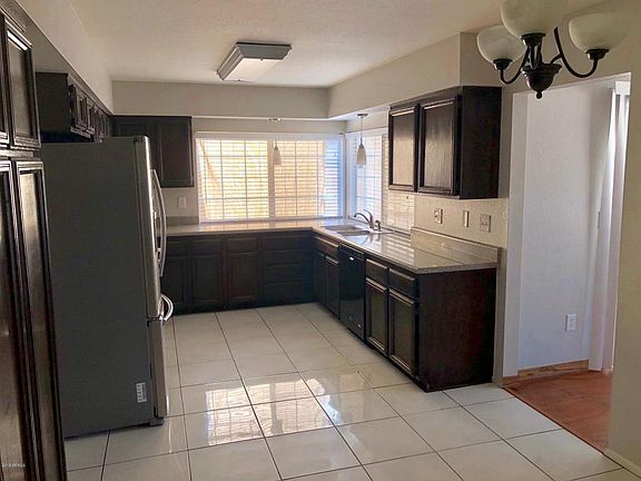 4th image of 1757 W Isabella Ave