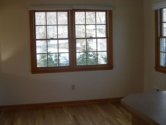 3rd image of 6803 E 144th Pl