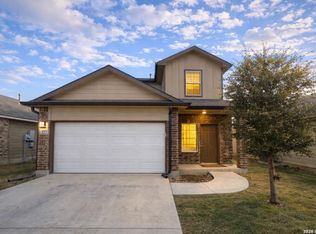 177 Middle Green, Floresville, TX 78114