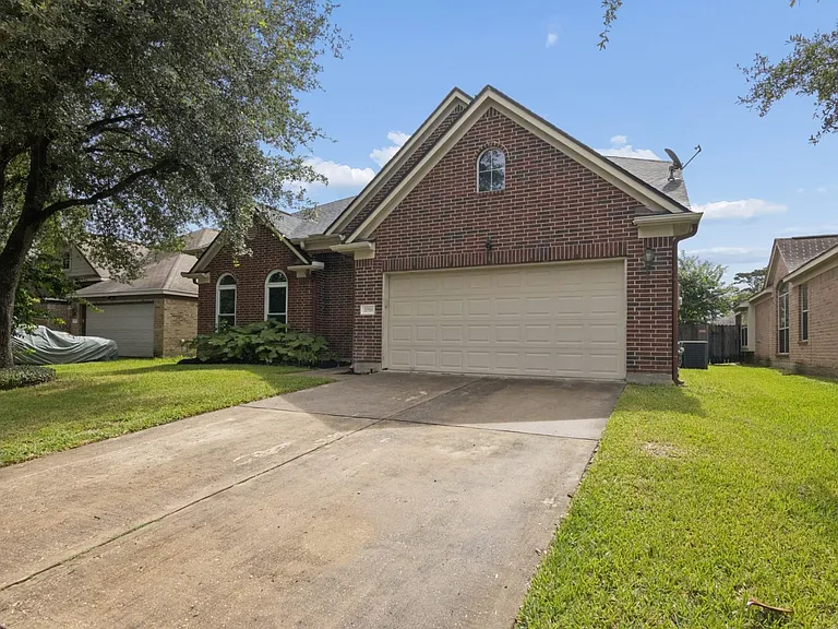 20518 Jasmine Leaf Trl — Photo 3