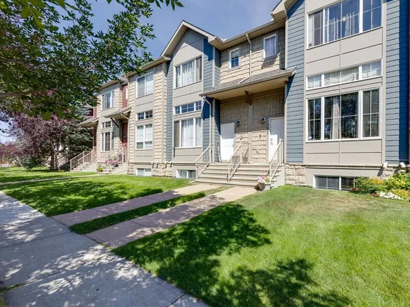 2370 S Bayside Rd SW #7008, Airdrie, AB T4B 0M9
