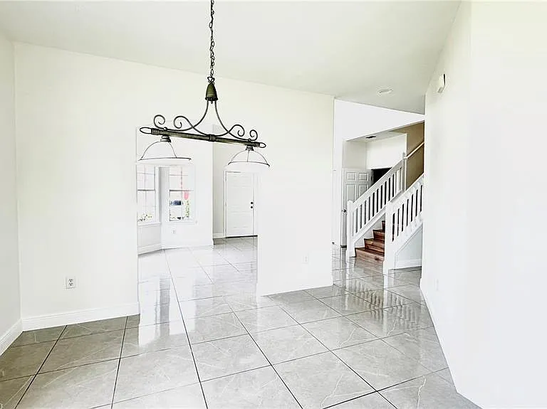 51 Andora Ct — Photo 10