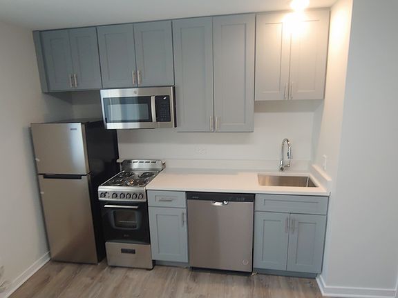 3rd image of 5355 S Lockwood Ave #101