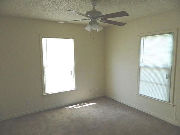 5th image of 5220 James Ave