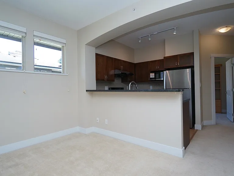 2388 Western Pkwy #411 — Photo 3