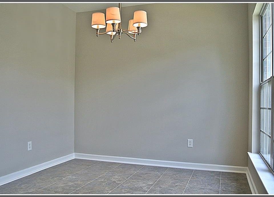 1st image of 1519 Cove Creek Cir
