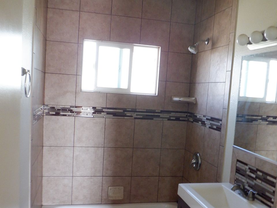 2nd image of 529 S Richmond Ave APT 6