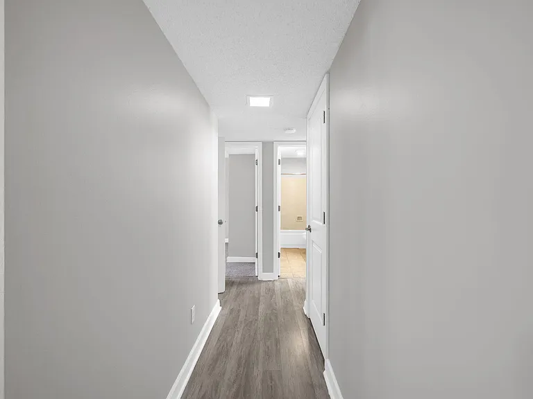 3930 Balsam Dr — Photo 16