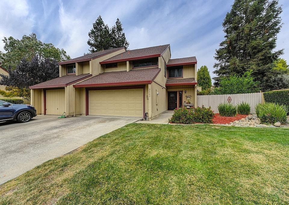1st image of 2662 Crystal Ct