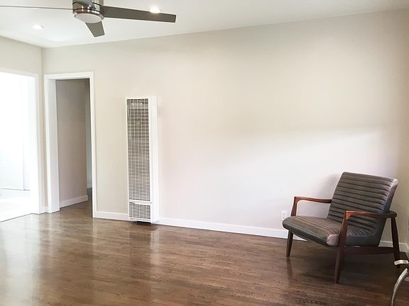 Livingroom2