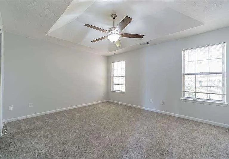 2716 Lake Park Rdg E — Photo 24