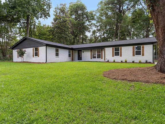 5th image of 2524 Limerick Dr