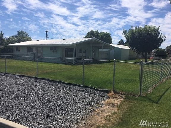 5th image of 303 Daley Dr
