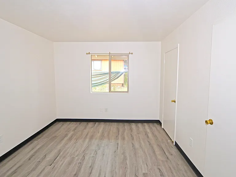 2714 N Izabel St #41-4 — Photo 8