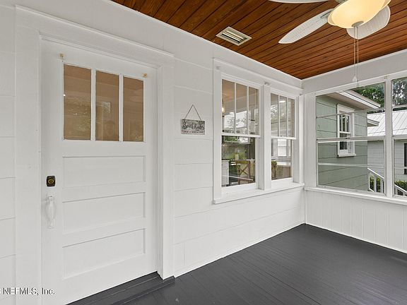 3rd image of 15 CAREY Street