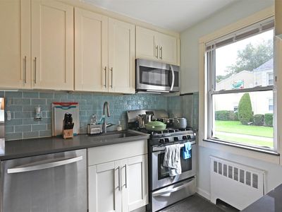 71-56 252 Street #8A, Bellerose, NY, 11426