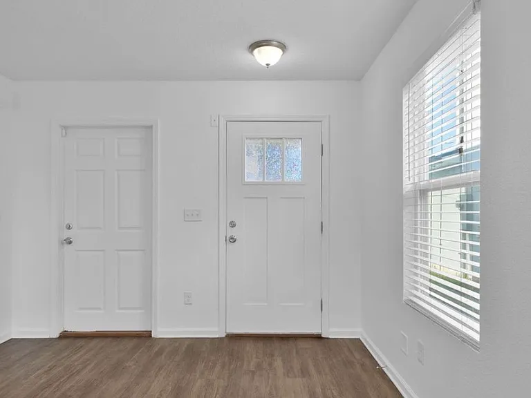 8105 Oden Ave — Photo 8