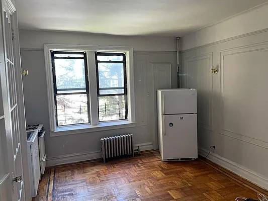 Rented by Chana Ofek, LREB | media 8