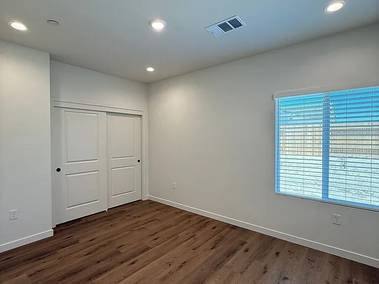 16806 Mairs Dr — Photo 24