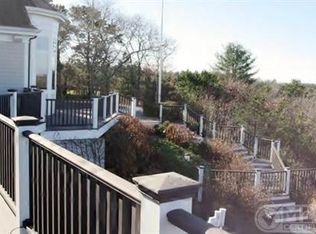 47 Summit Ln, East Falmouth, MA 02536