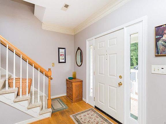 3rd image of 9123 Newcastle Dr