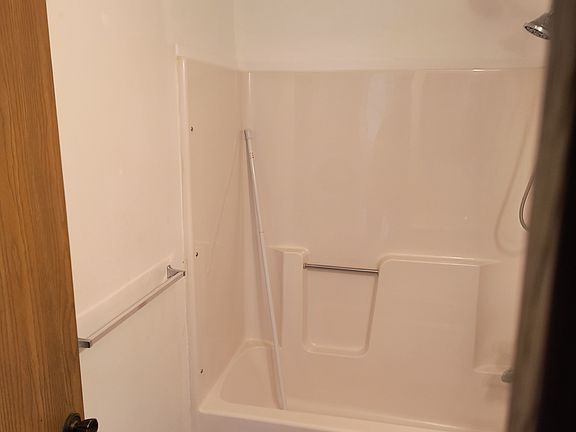 5th image of 1509 S Vermont Ave