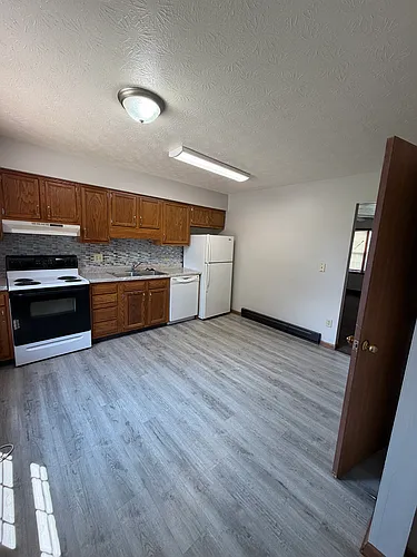 1530 Hawk Cir #A Photo 1