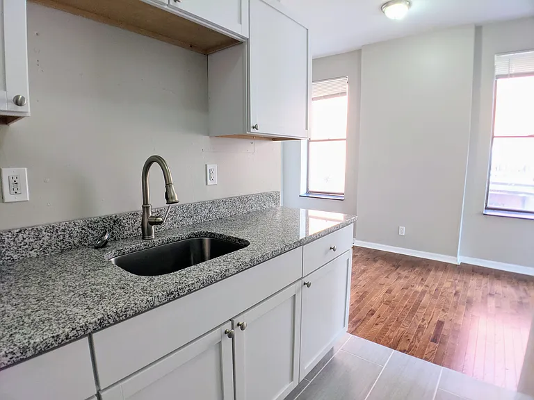 2618A Osage St — Photo 4