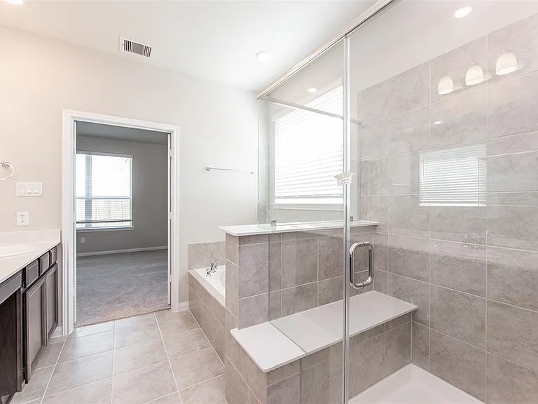 1230 Glendora Dr — Photo 16
